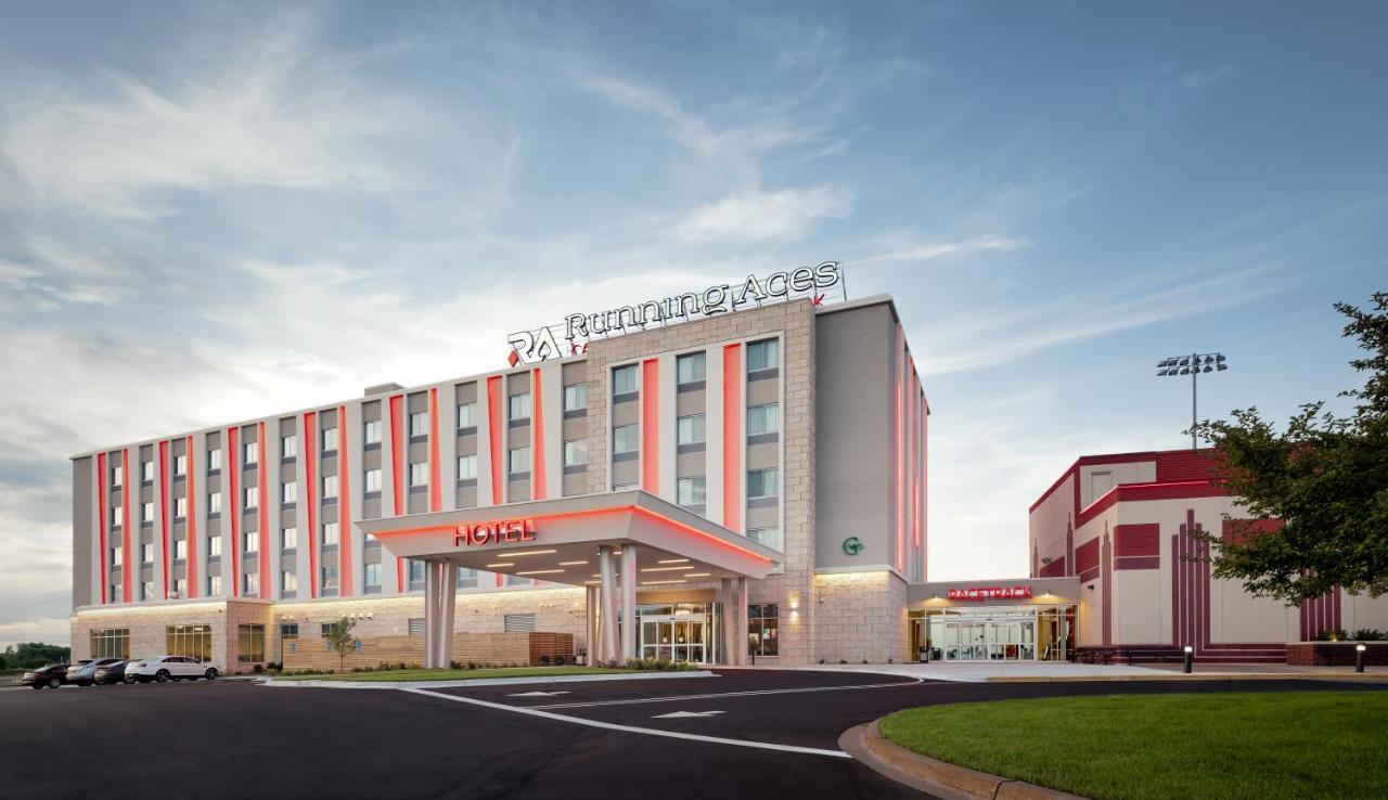 Running Aces Hotel & Casino, Trademark Collection By Wyndham Forest Lake Exterior foto